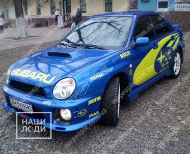 Поклейка пленки на авто