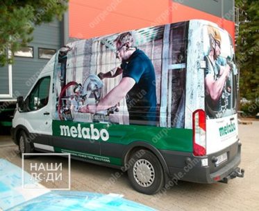 Корпоративное брендирование авто