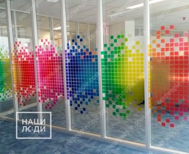 Пленка с фотопечатью на стекло