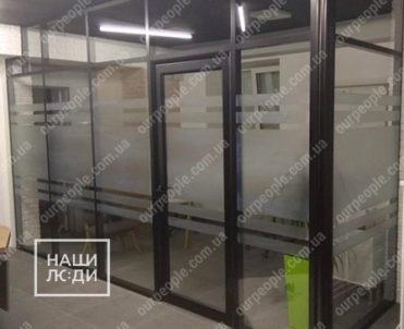 Оформление пленкой переговорных комнат