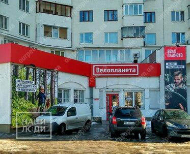 Монтаж, демонтаж банерів