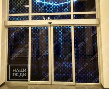 Тонировка входной группы