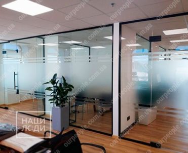 Тонировка офисных перегородок, тонировка стекол