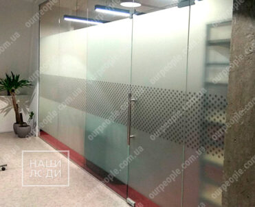 Матовая пленка на перегородки в офис